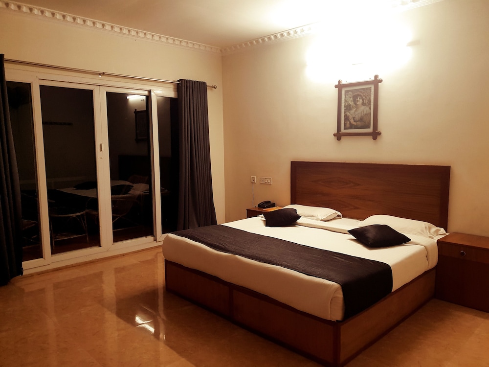 BELLA VISTA RESORT 25/48