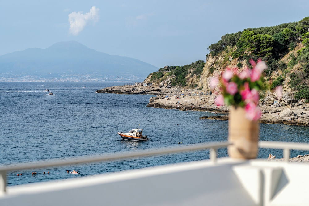 Baia Di Puolo 65/68