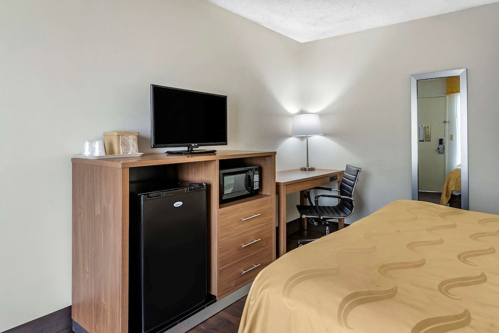 Quality Inn Brunswick 11/41