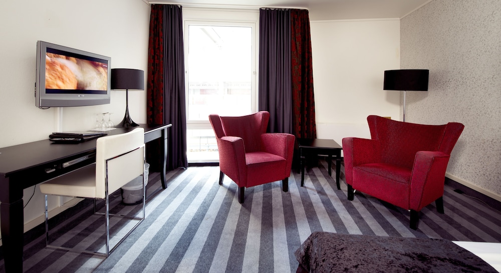 Home Hotel Grand Olav 23/37