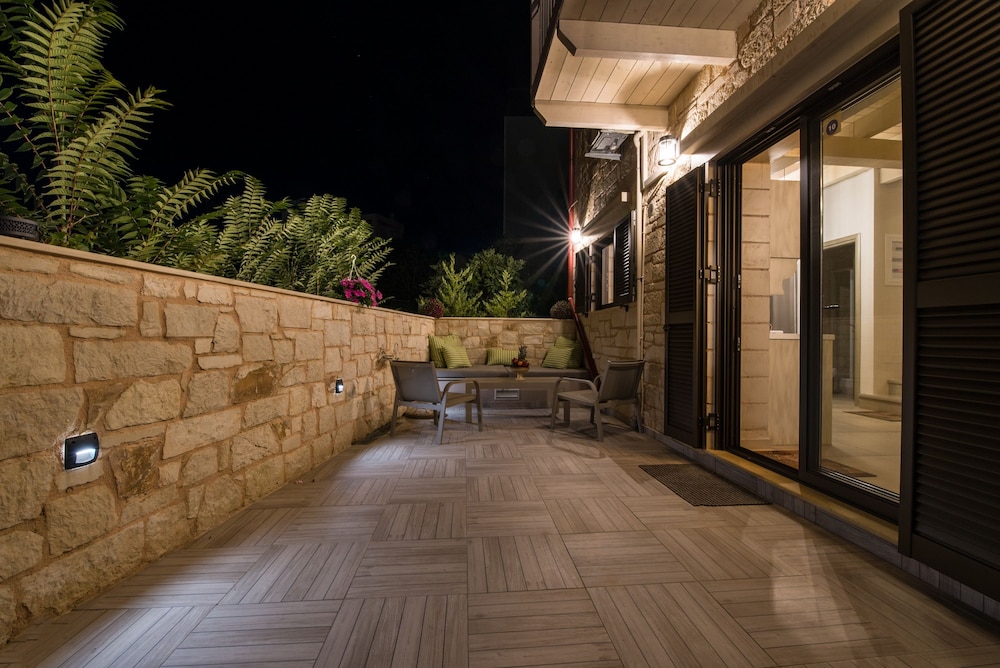 Sirocos Villas 14/50