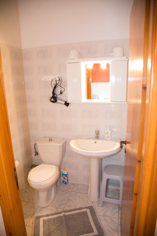 Almyros Studios And Apartments 37/44