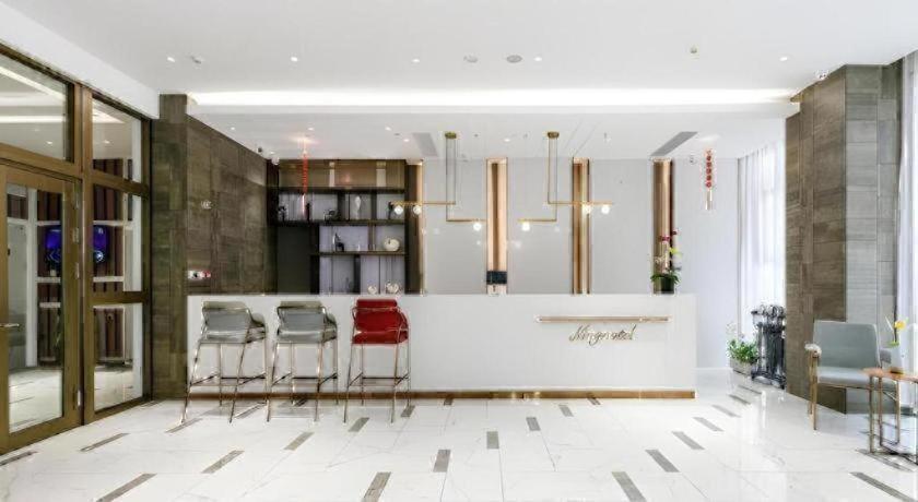 Magnotel Hotel (Dongxing Guomen Port) 7/50