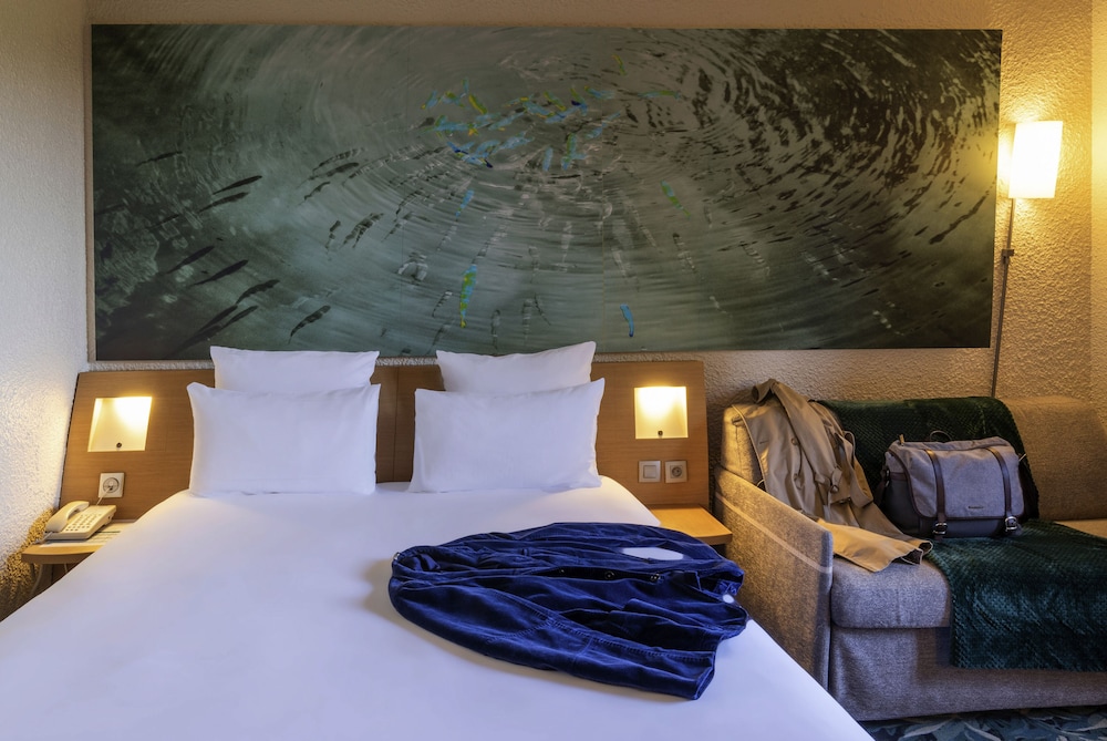 NOVOTEL CHATEAU DE MAFFLIERS 22/79