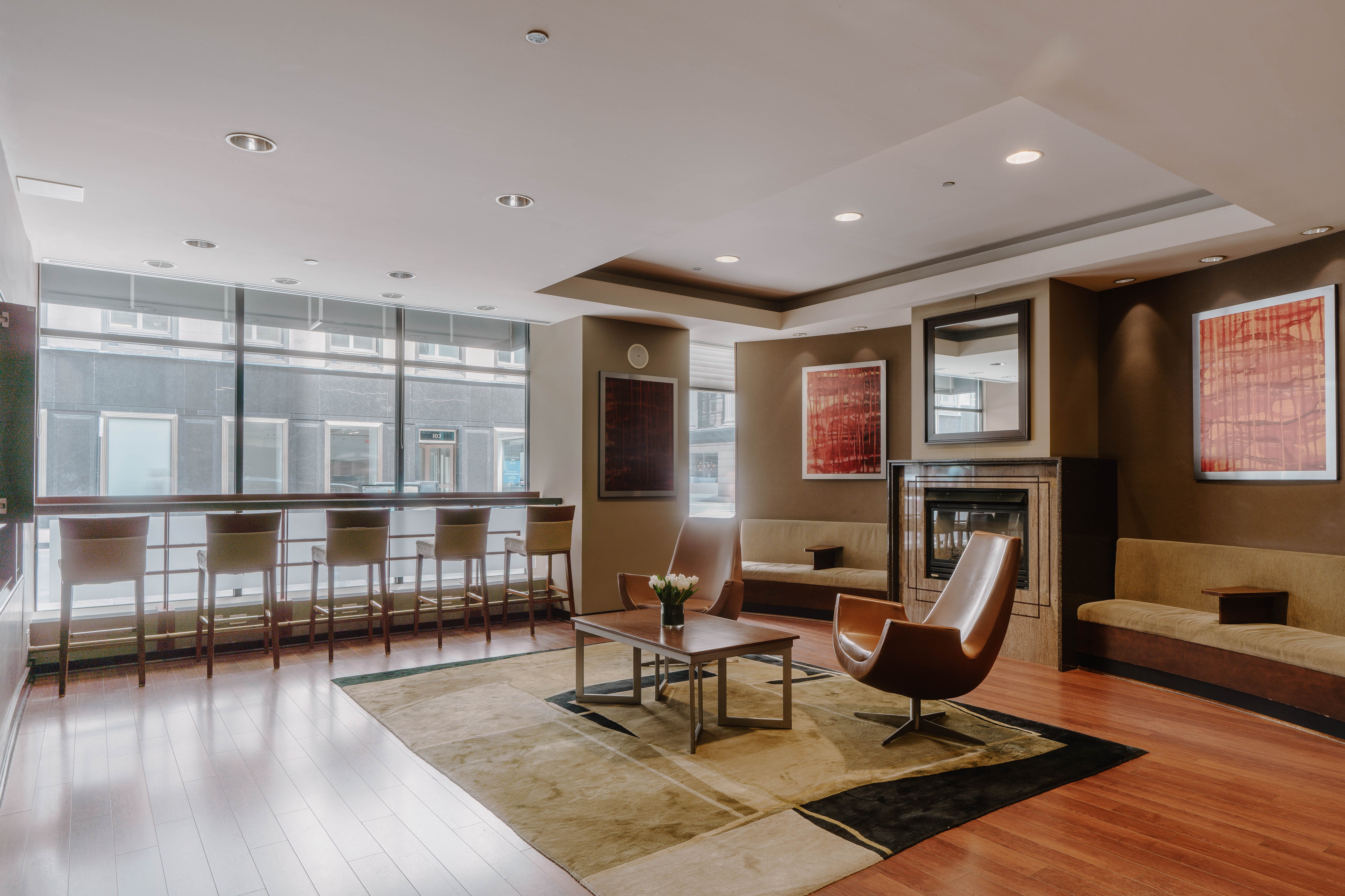 Central Loop Hotel 40/54