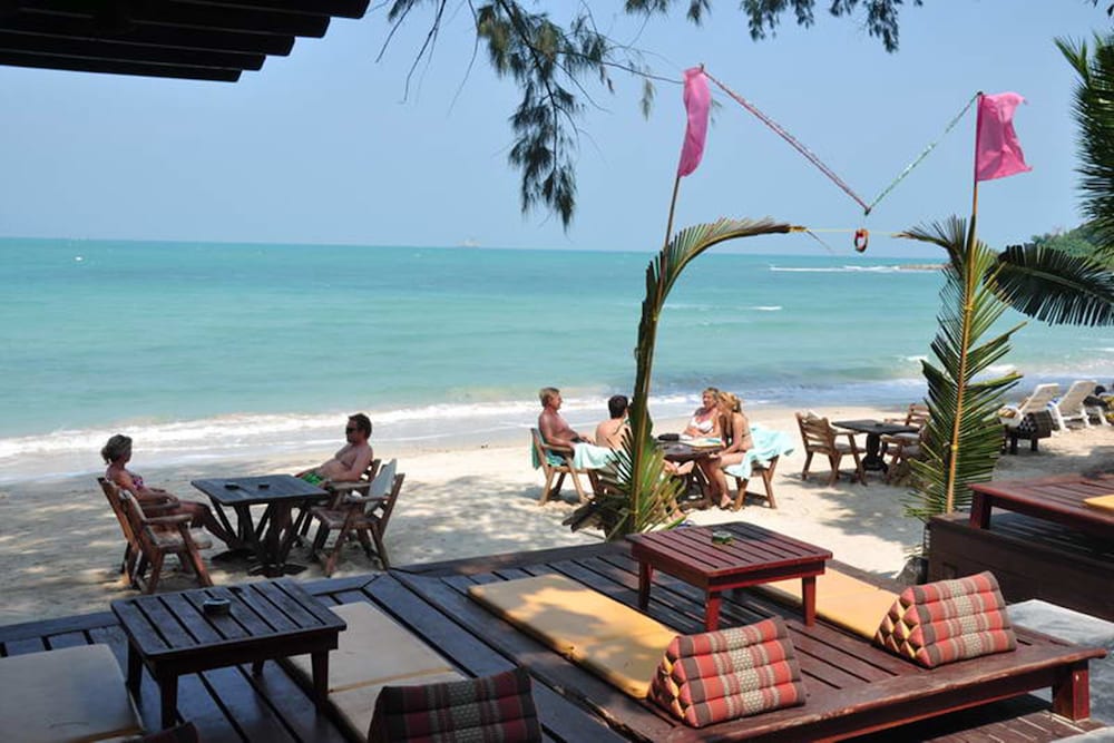 Samui Honey Cottages Beach Resort 62/70