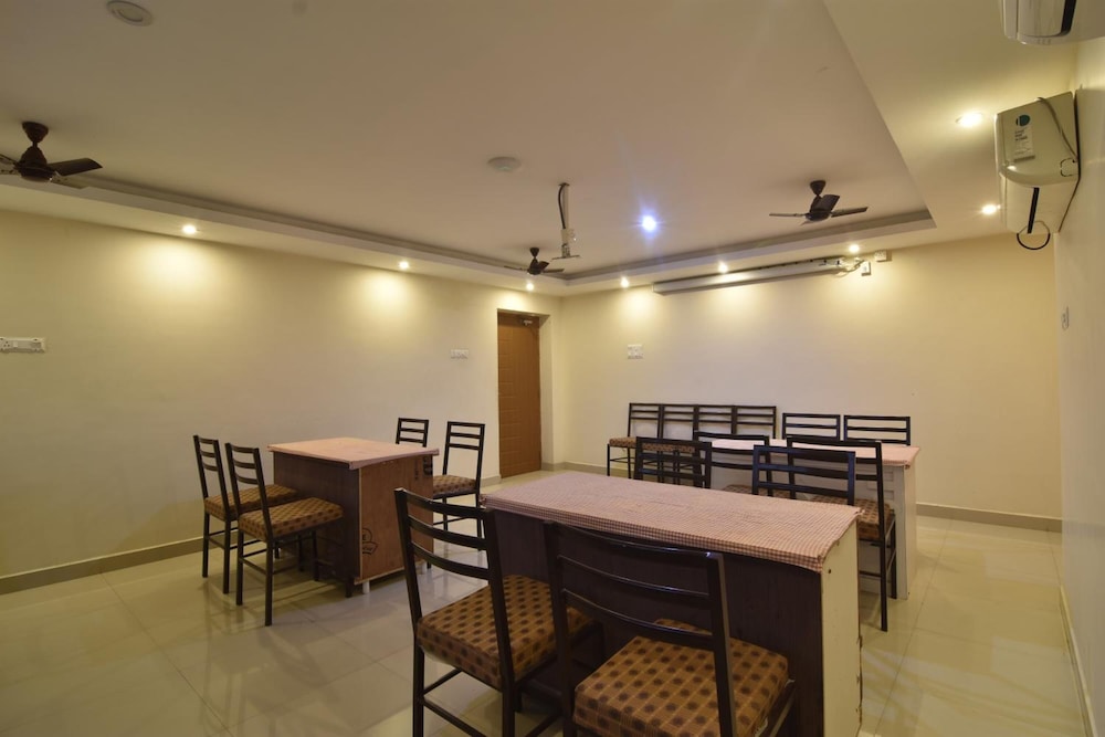 Jk Residency 29/33