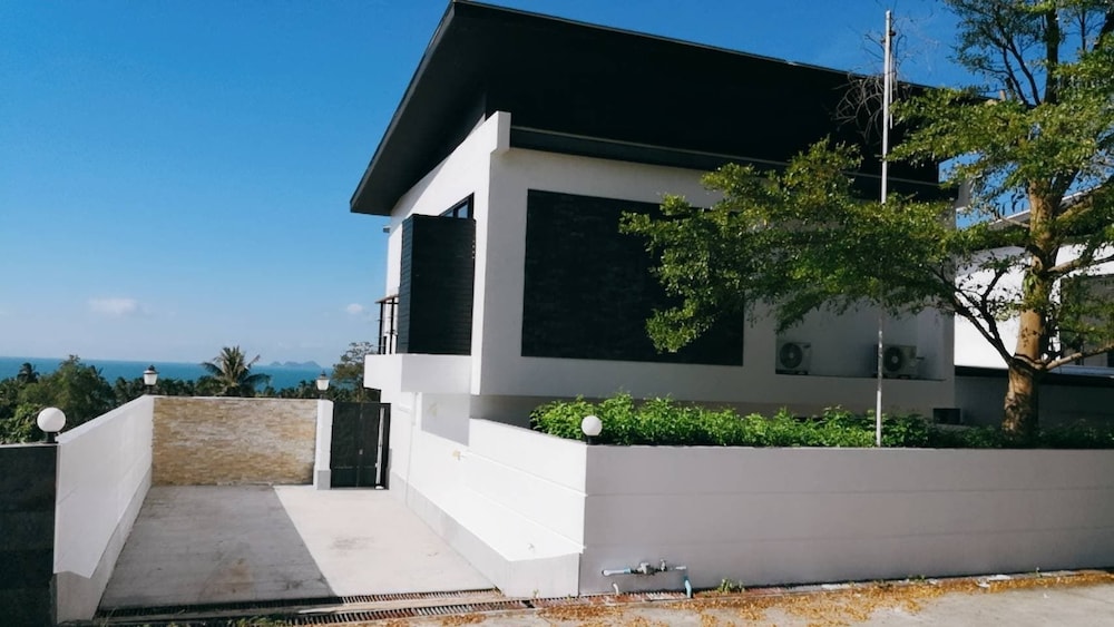 Sammy's Villa No.11 1/7