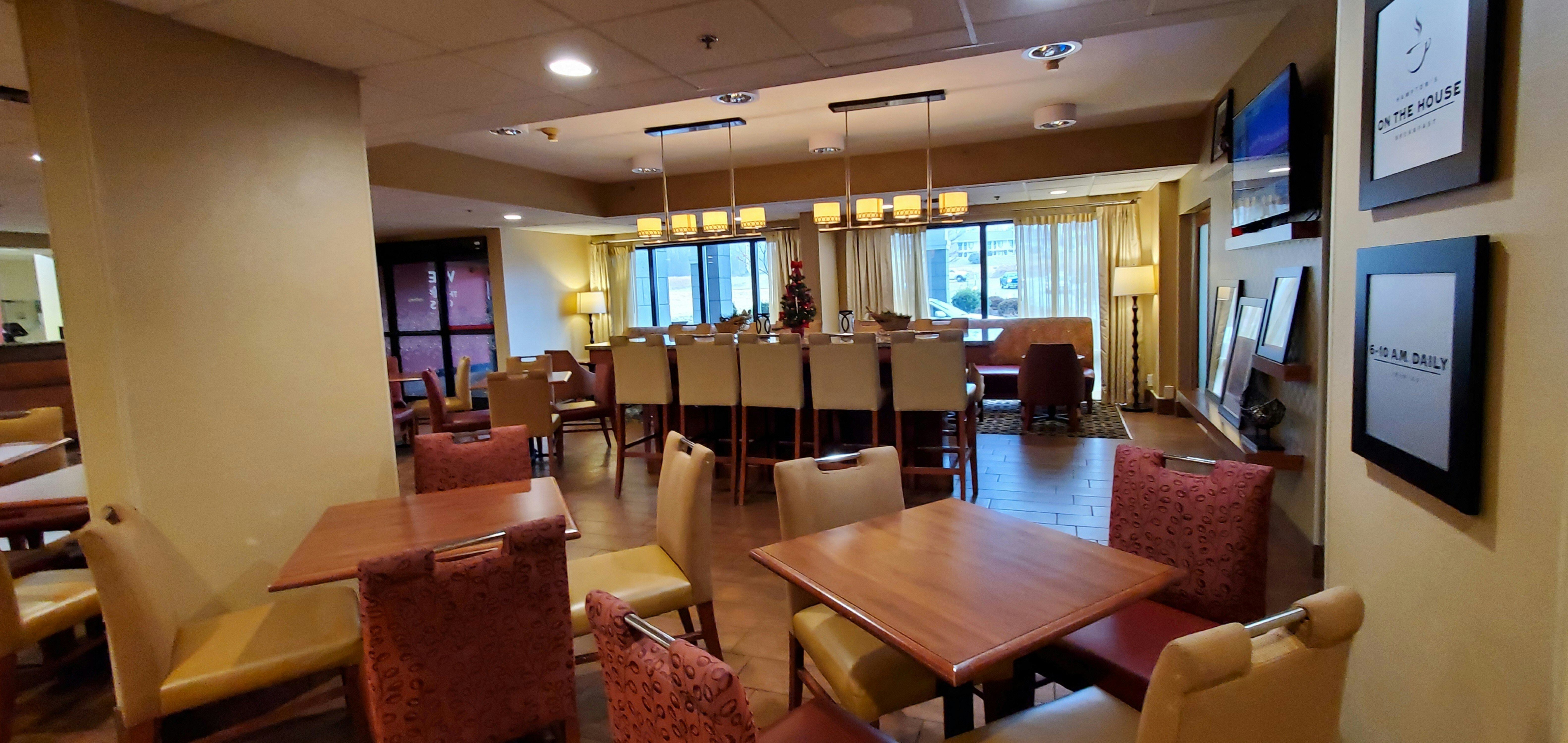 Hampton Inn Hillsville 29/45