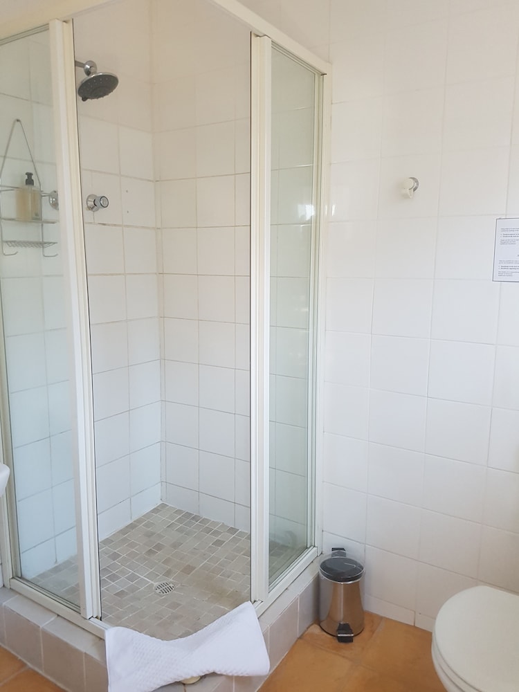 Melkbosch Guesthouse 43/50