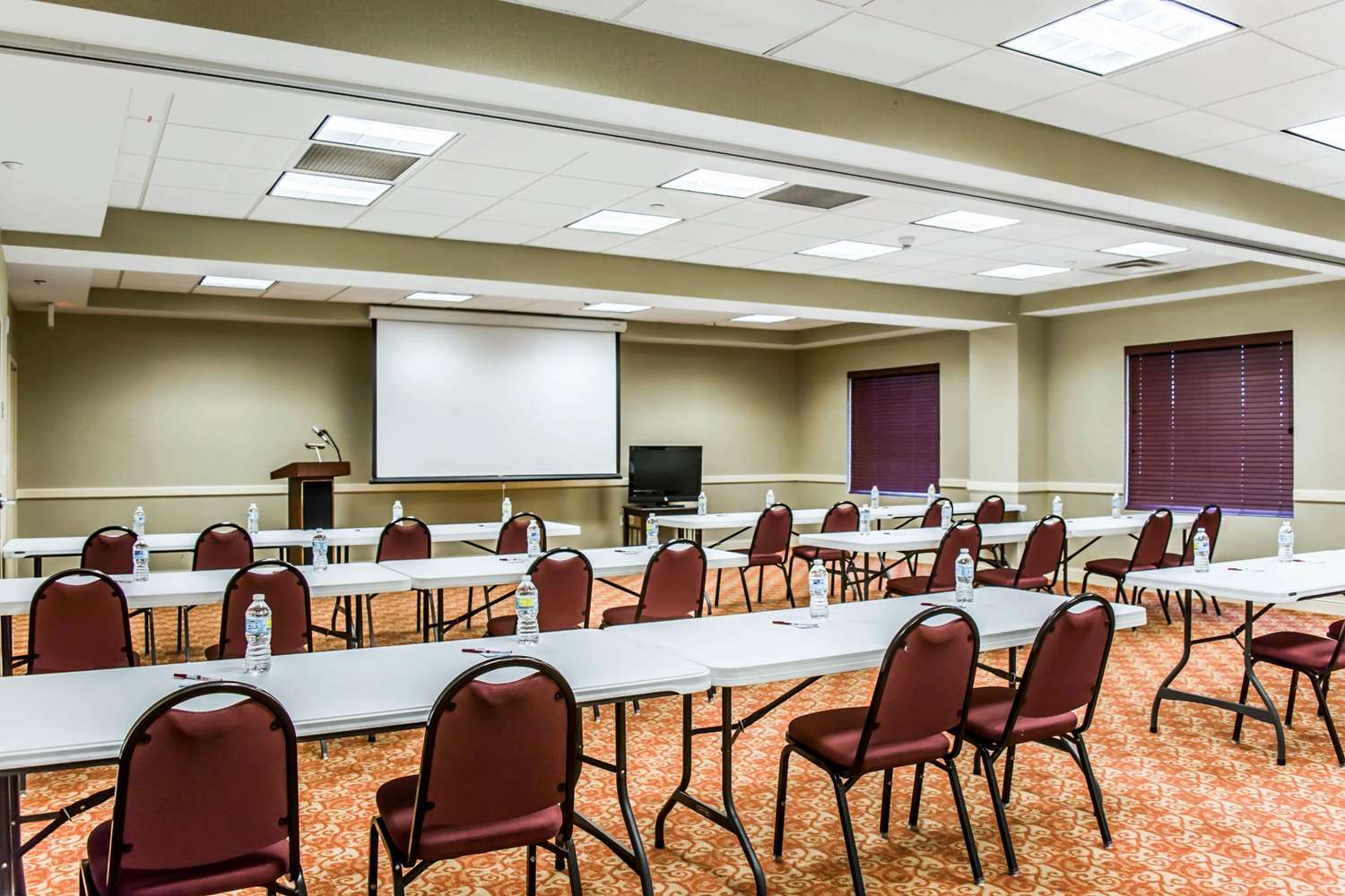 Comfort Suites Palm Bay - Melbourne 40/52