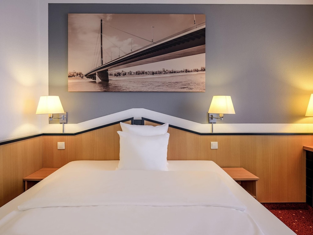 Mercure Hotel Duesseldorf Ratingen 35/66