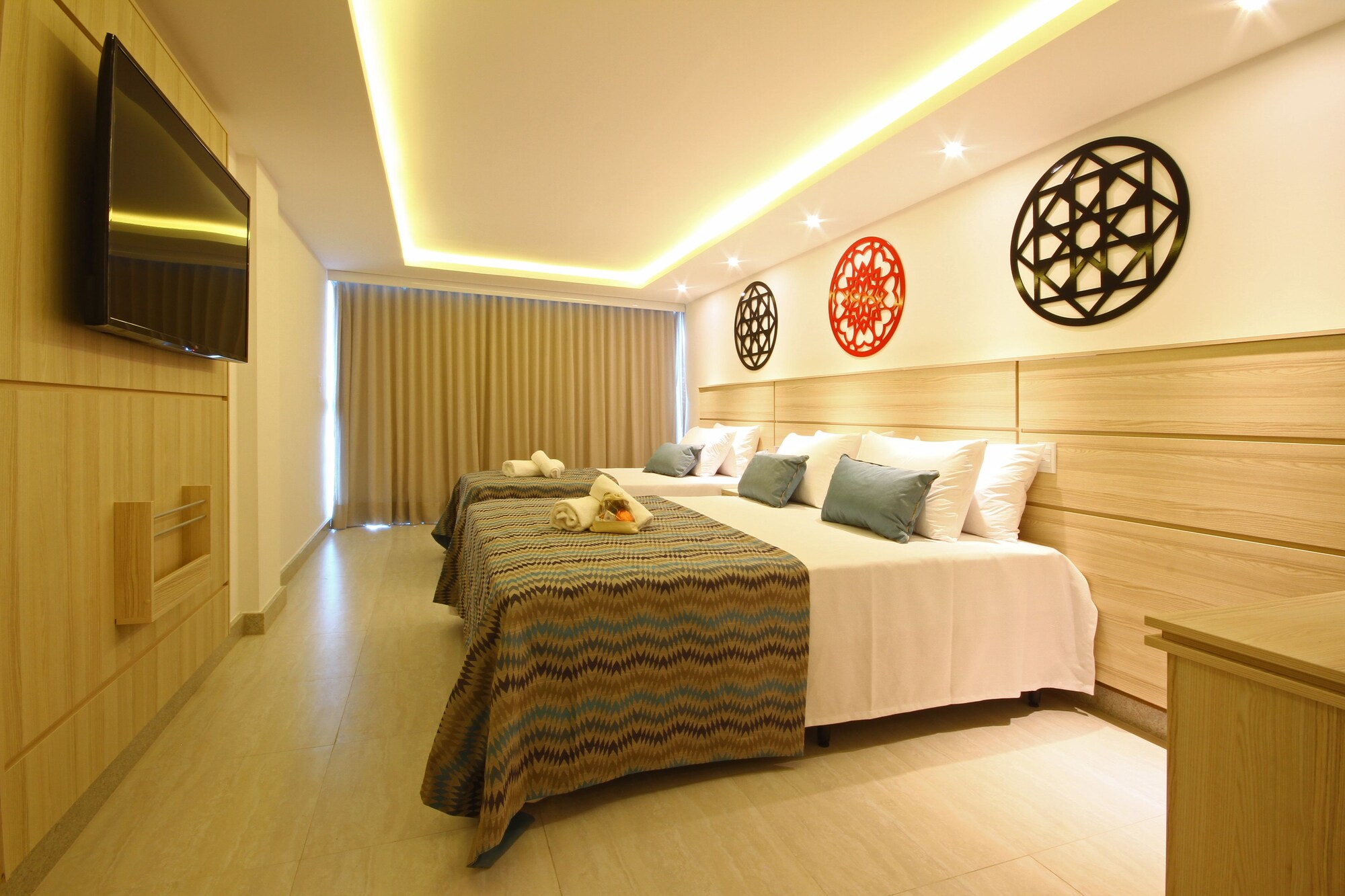 DELUXE, SUITE, SEA VIEW