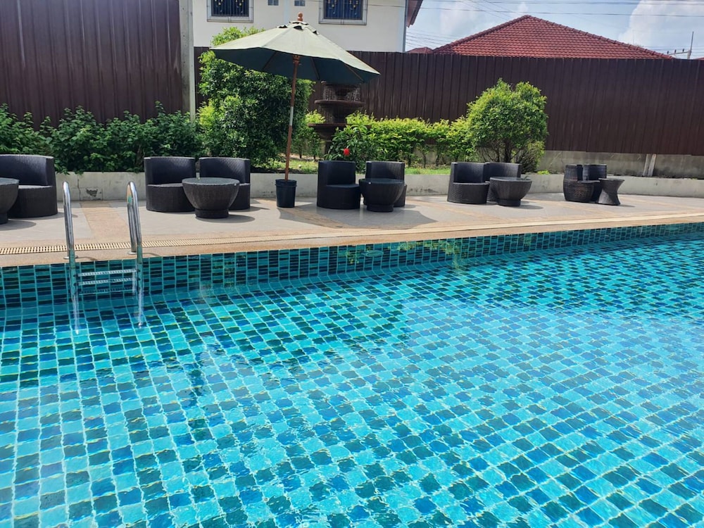 Retreat Resort Pattaya 82/86