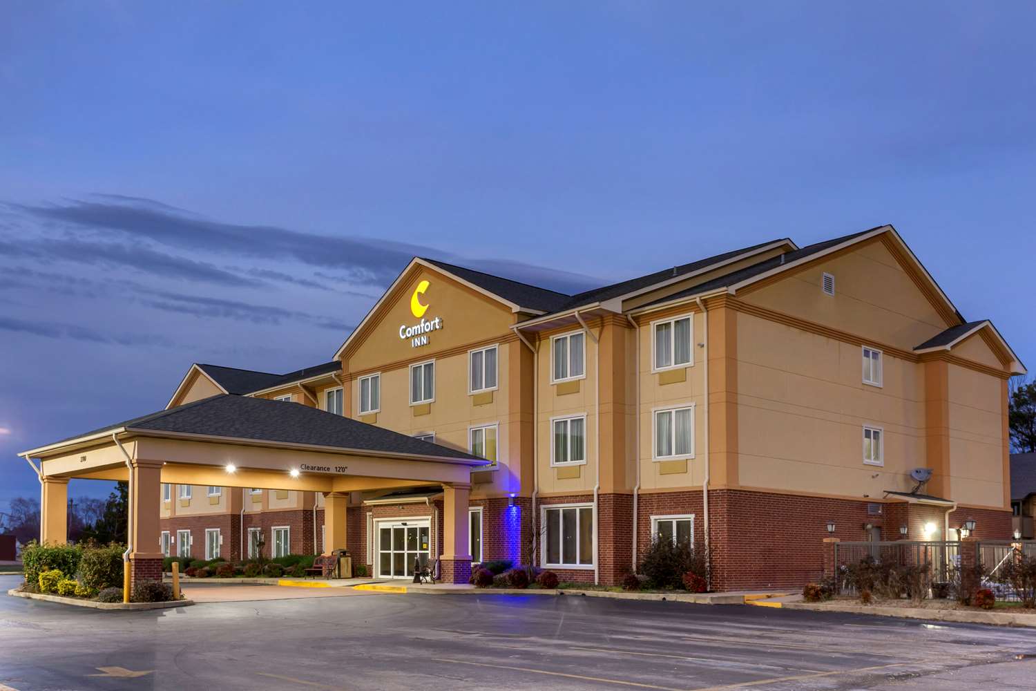 Comfort Inn Marion 6/40