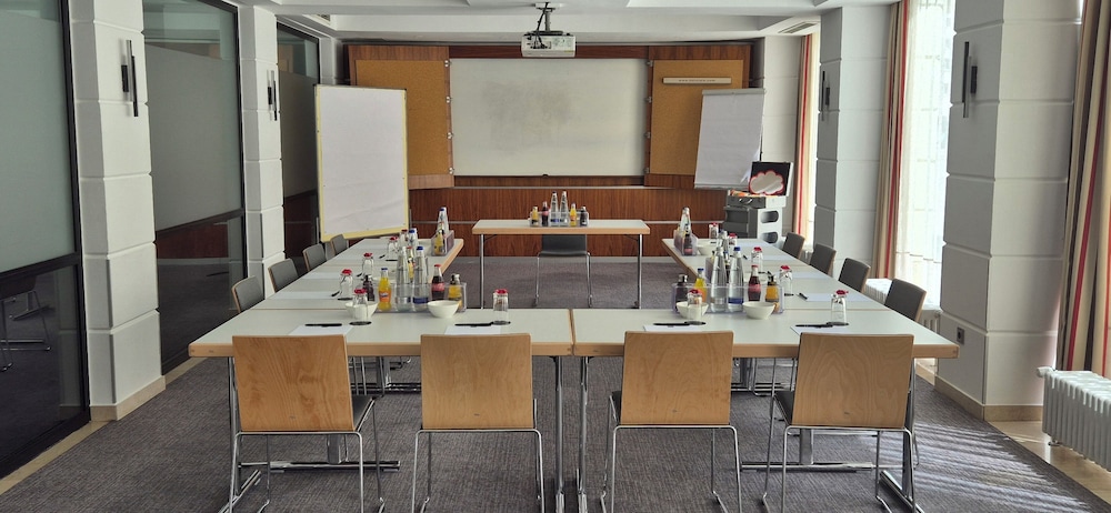 K+K Hotel Am Harras 63/70