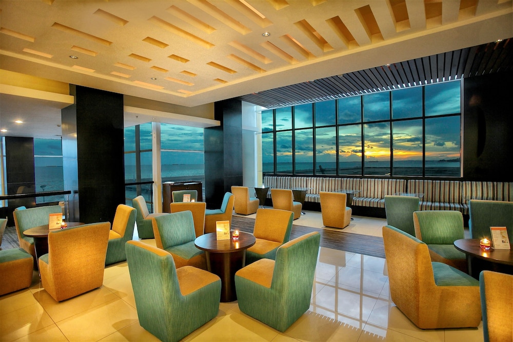 SWISS-BELHOTEL BALIKPAPAN 50/58