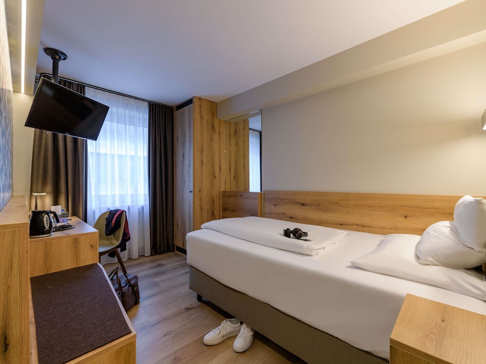 STANDARD, SINGLE BED