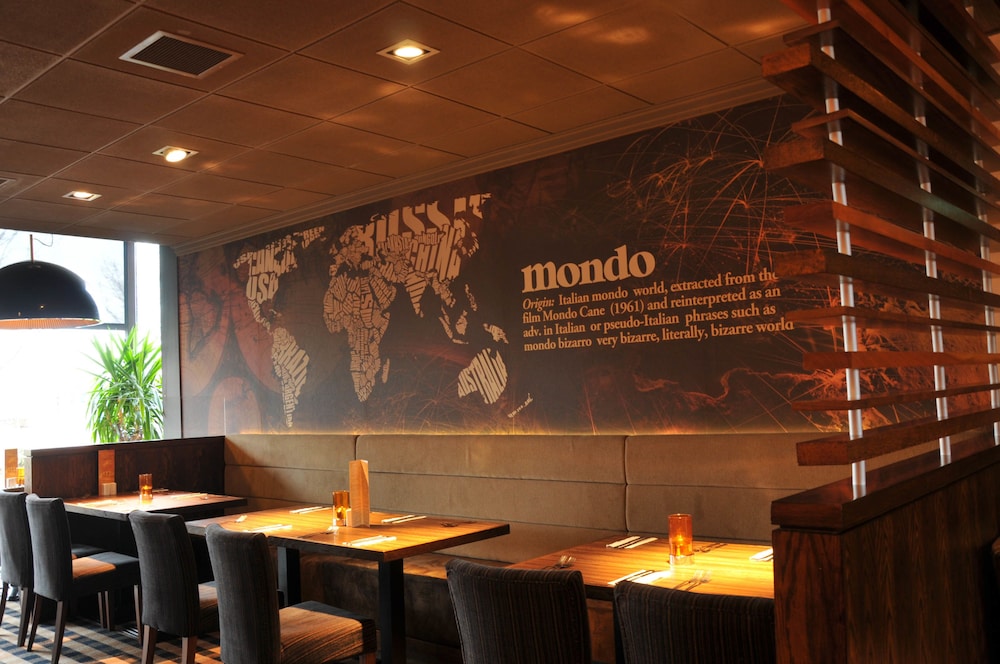 Mondo Hotel 27/49