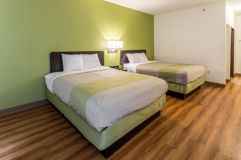 Motel6 North Richland Hills, TX - NE Fort Worth 22/42