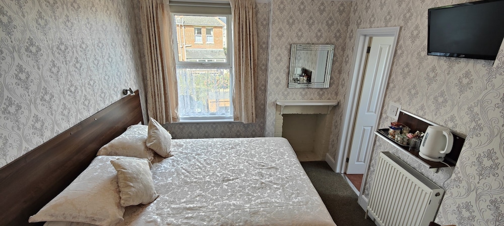 Brooke House 12/44