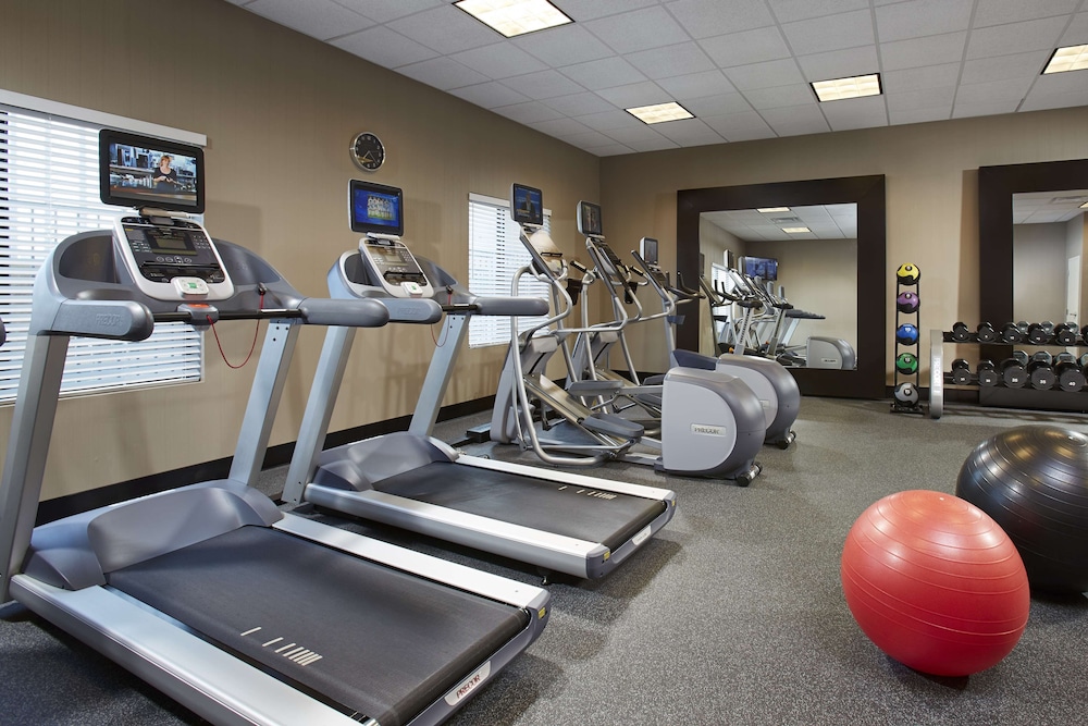 Hilton Garden Inn Los Angeles Redondo Beach 17/48