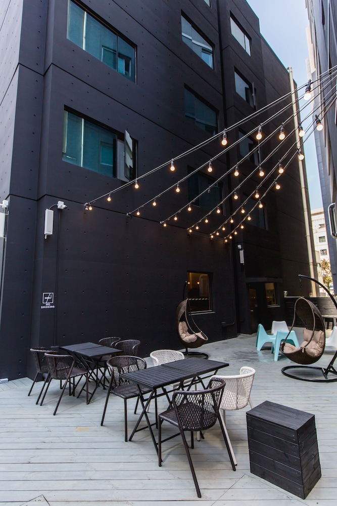Canvas Hostel 7/54