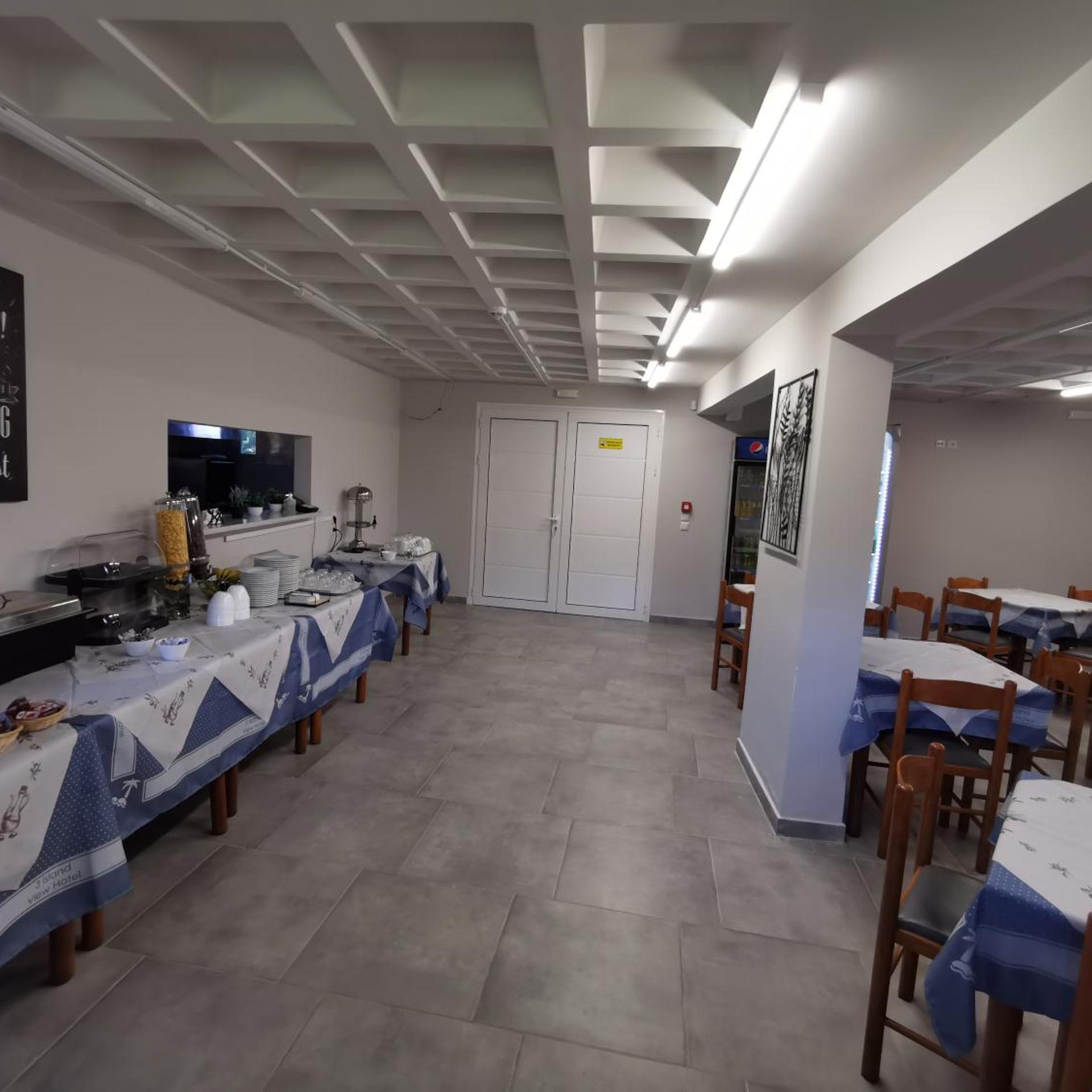 Three Island View Hotel 93/103