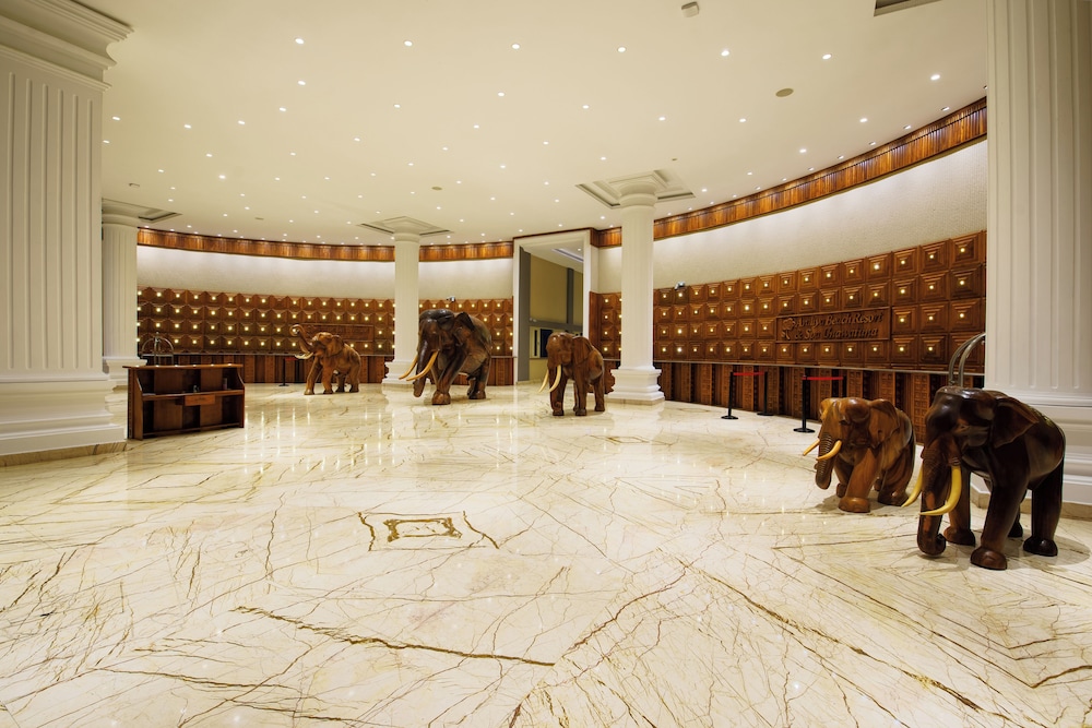 Lobby at Araliya Beach Resort and Spa Unawatuna, UNAWATUNA