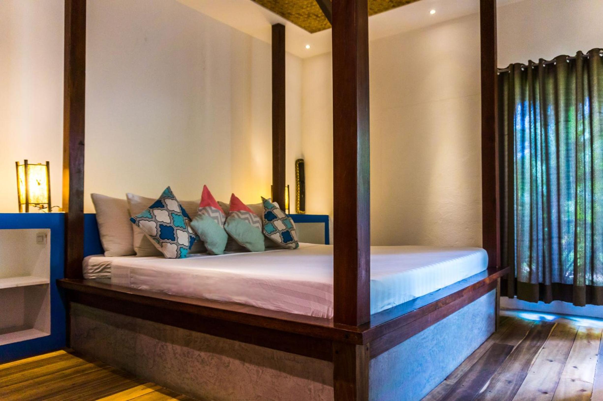 Suite, Garden View