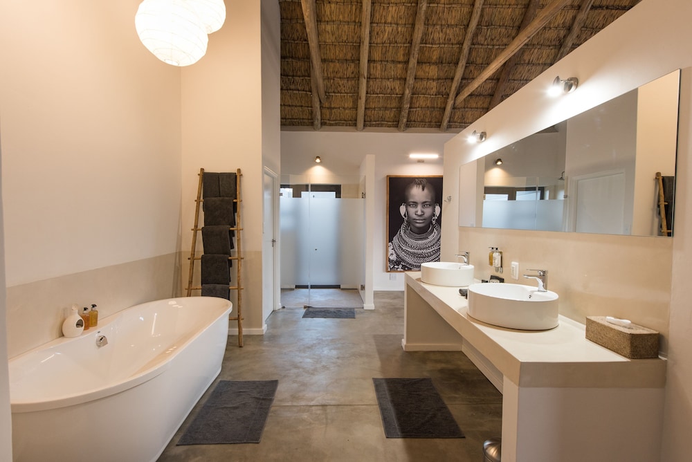 Unembeza Boutique Lodge Spa 46/50