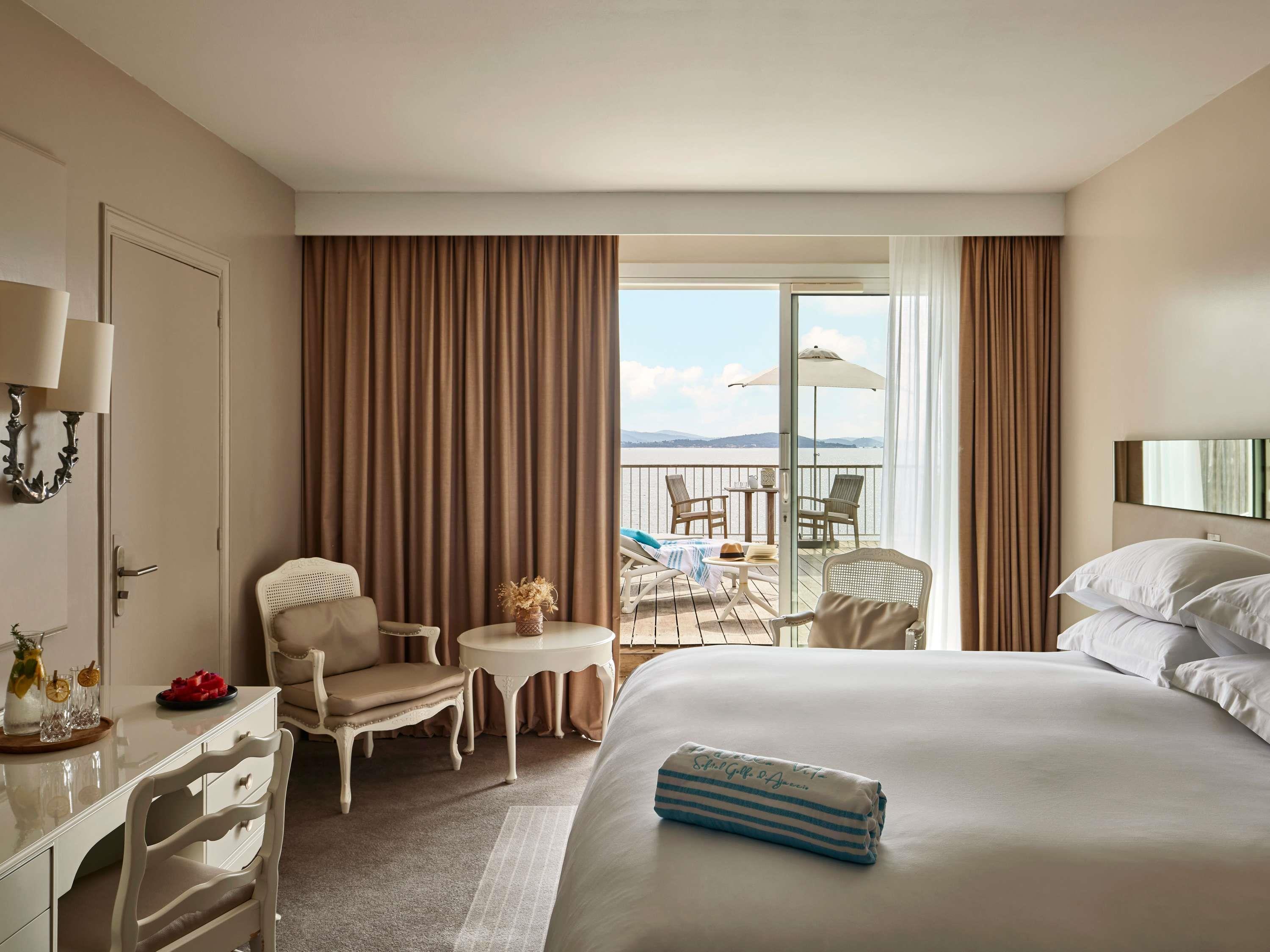 Luxury, King Bed, Panoramic Sea View, Sun Room