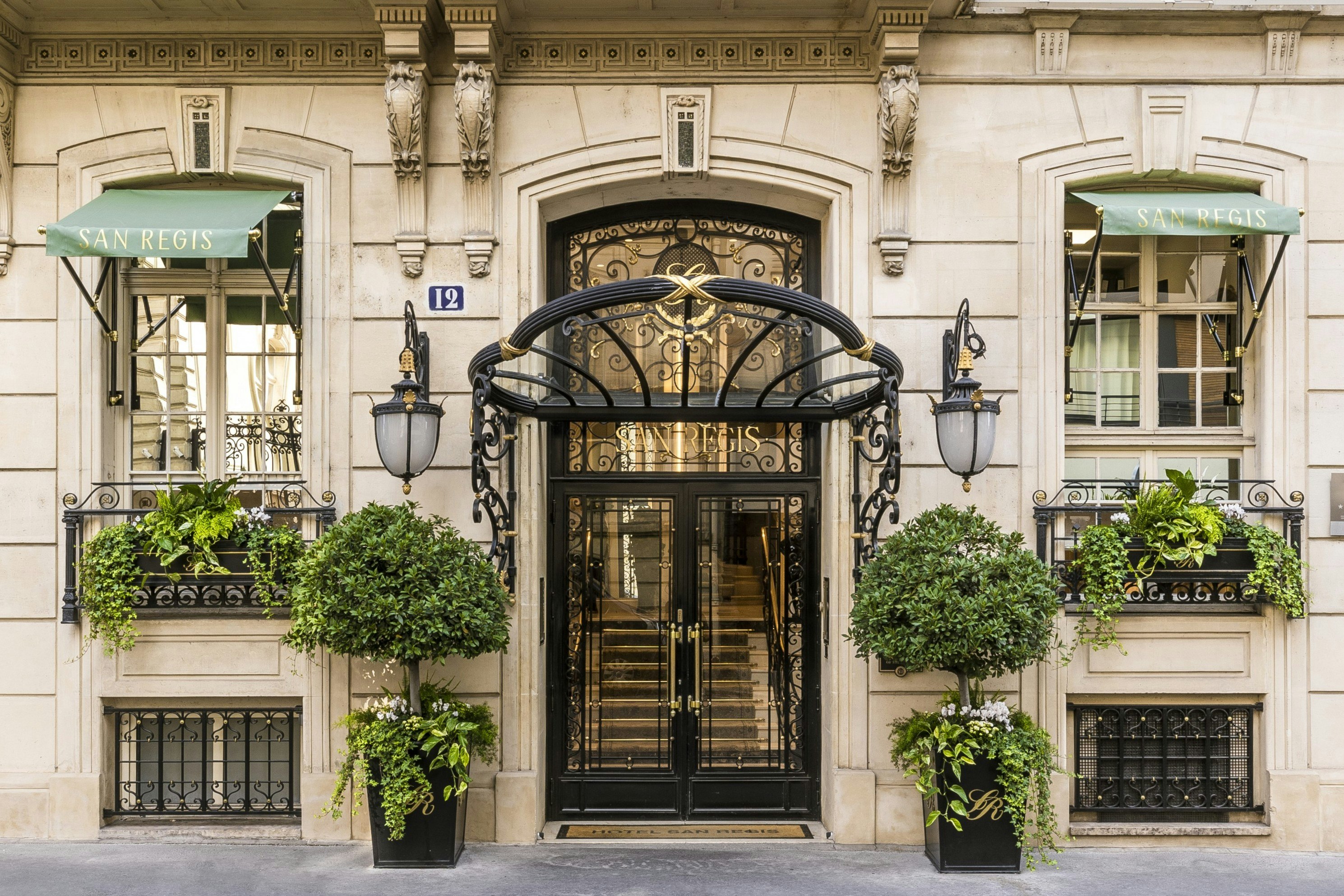 Hotel San Regis in PARIS