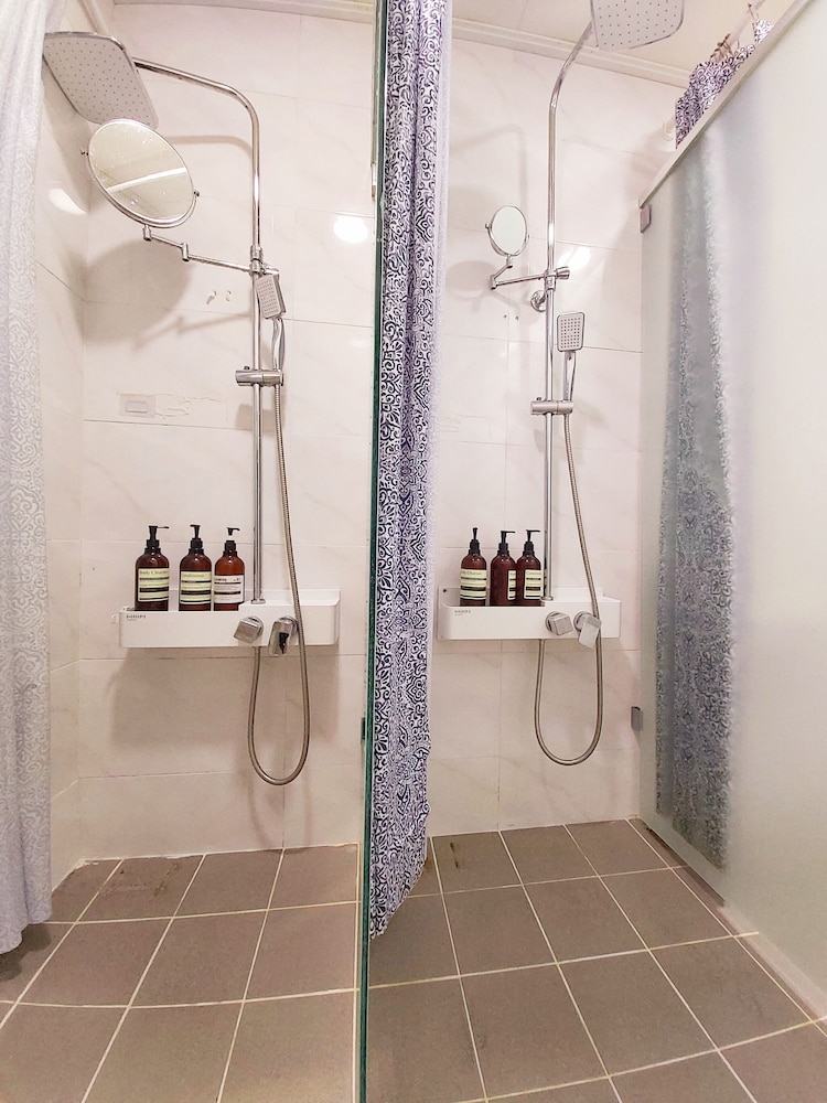 Blueboat Hostel Myeongdong 39/40