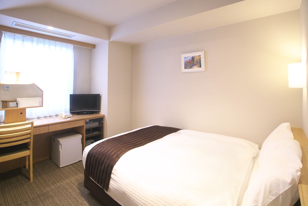ROOM, DOUBLE BED