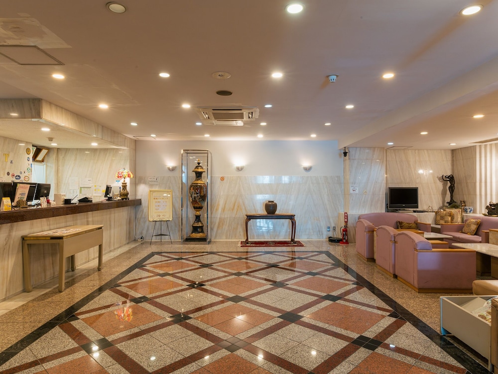 Hotel New Century 12/70
