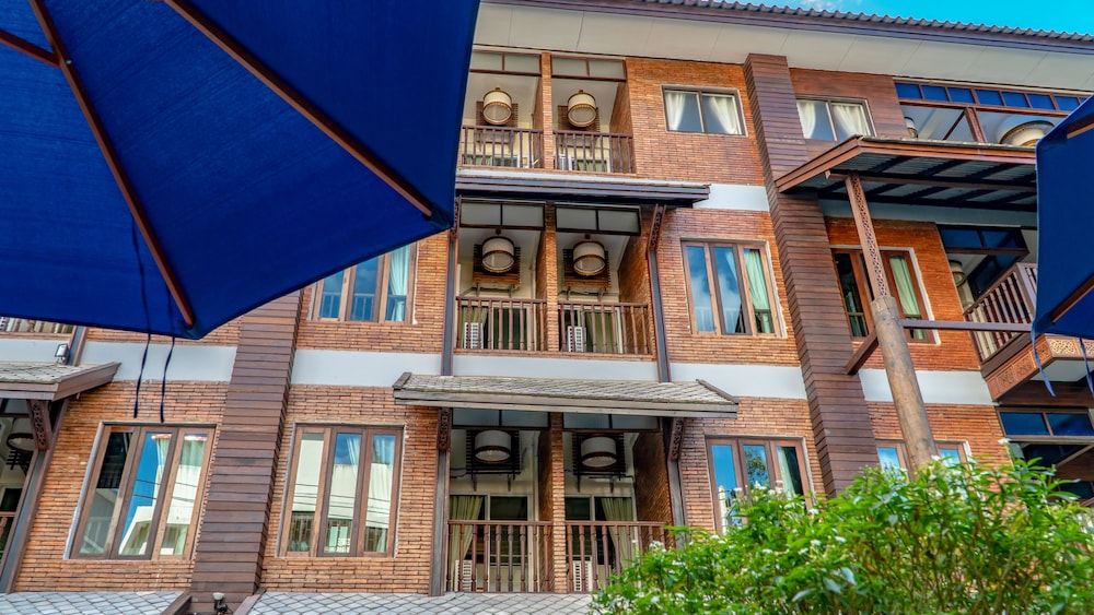 Sunny V Hotel in CHIANG MAI