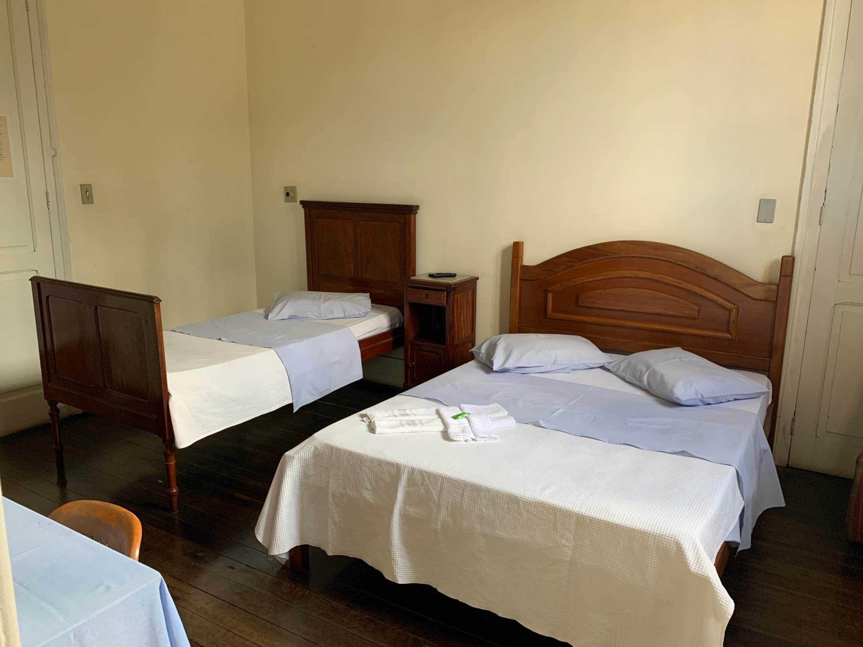 Suite, Single Bed