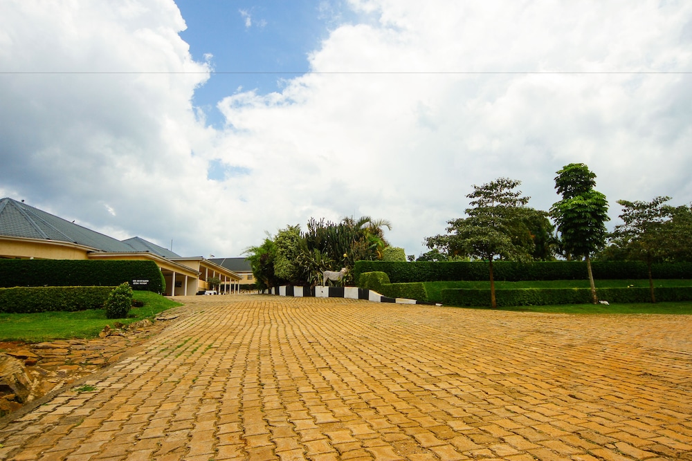 Kalya Courts Hotel 48/50