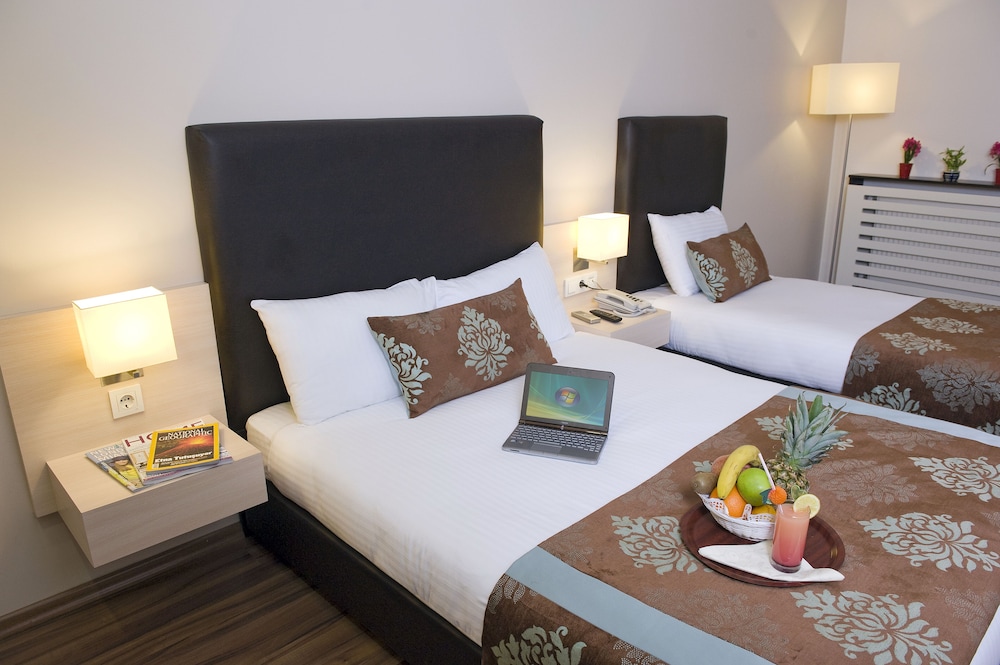 The New Hotel Zeybek 14/74