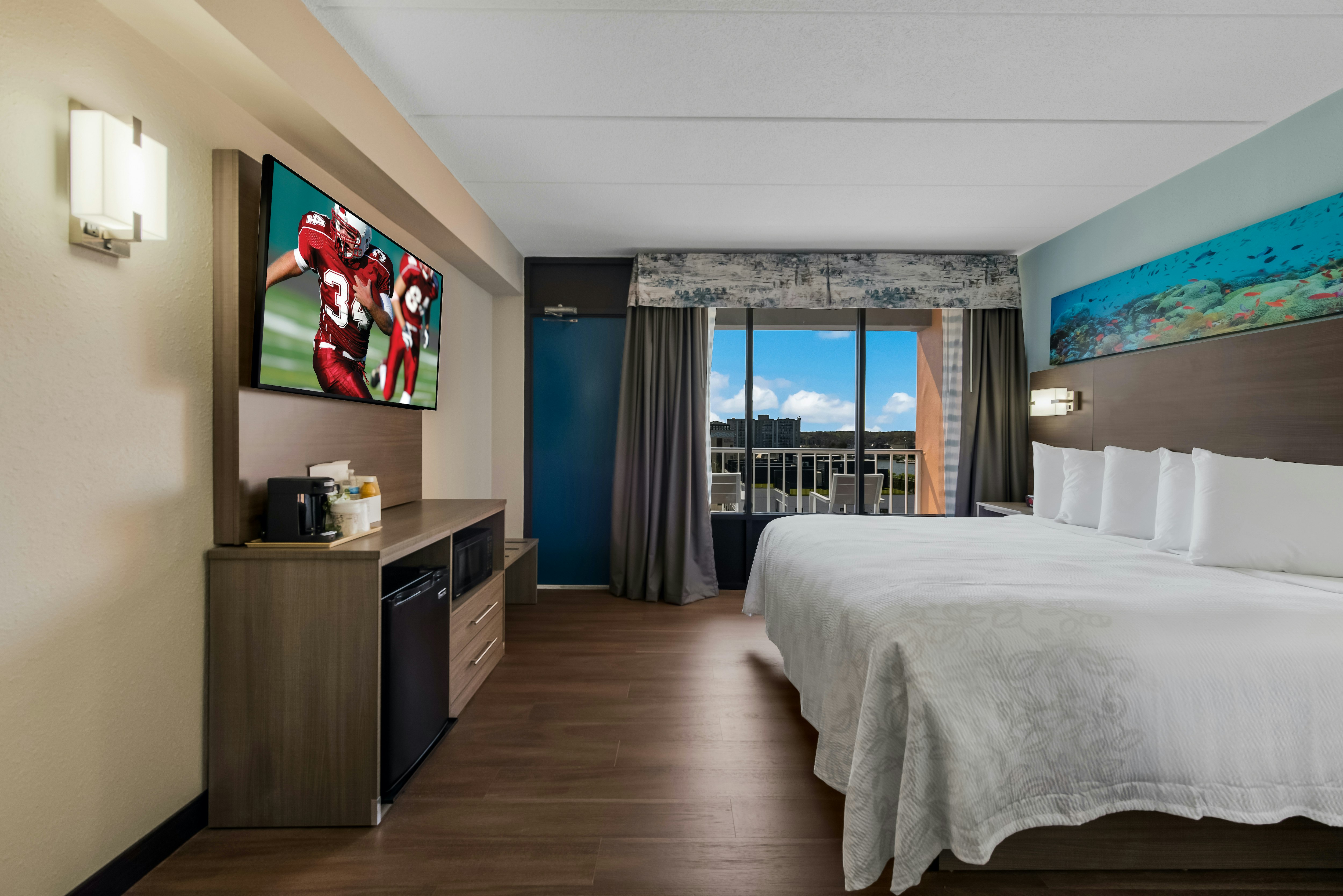 Premium, King Bed, Partial Ocean View, Accessible