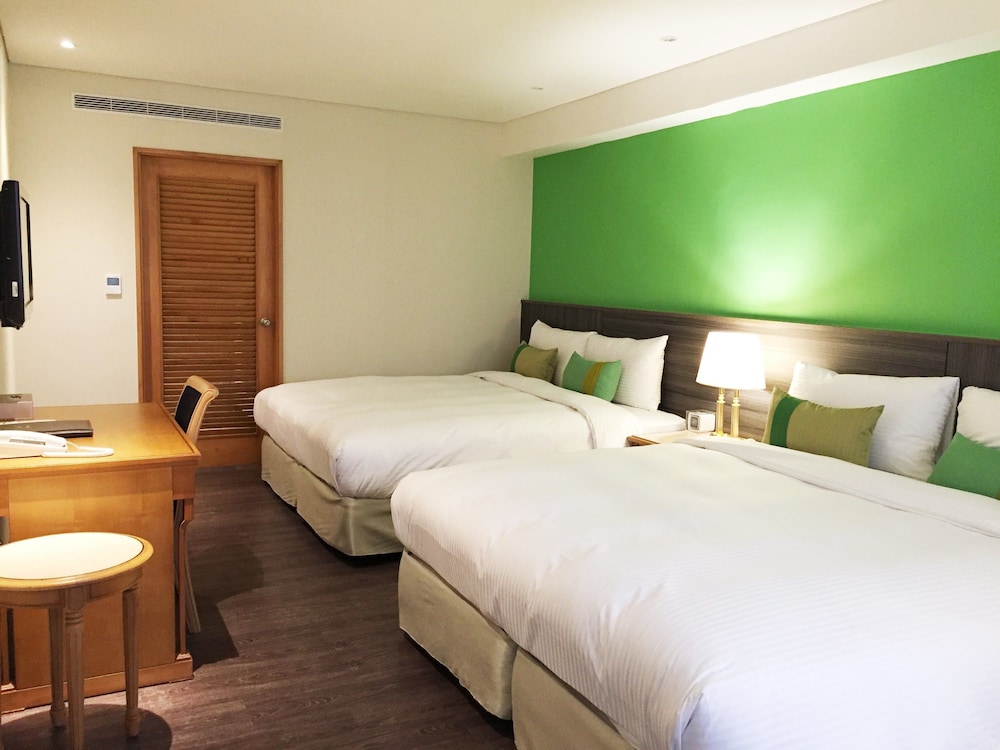 Green World Triple Beds 16/62
