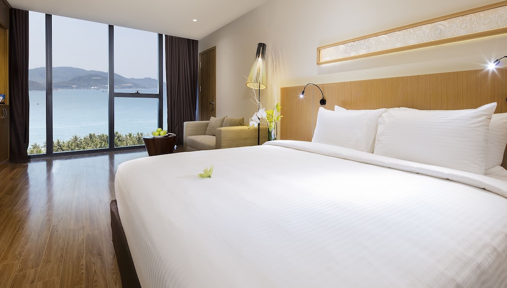 Starcity Bayfront Nha Trang Hotel 31/76