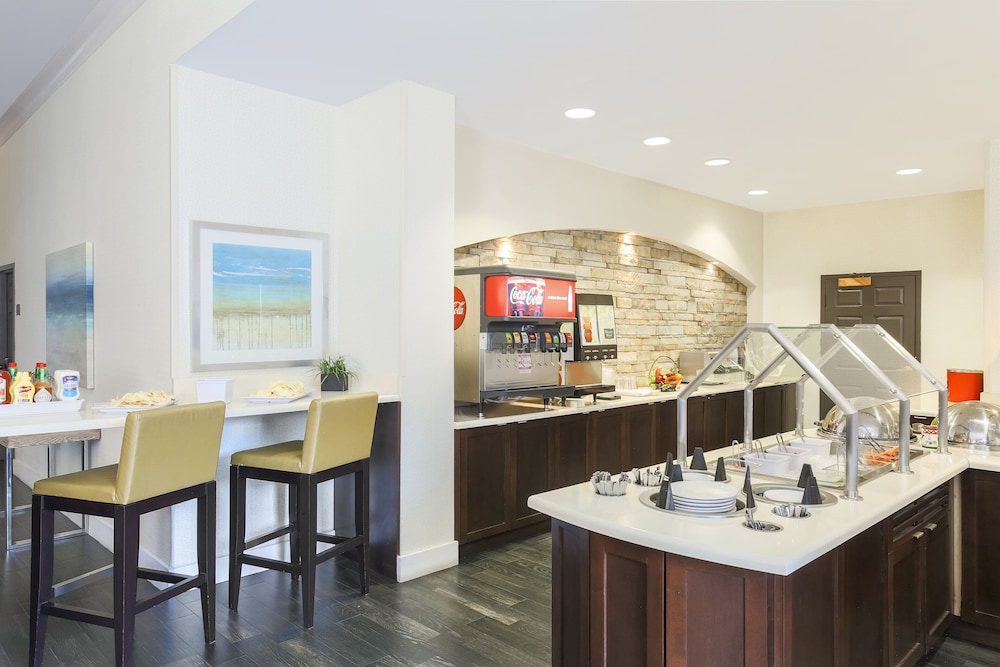 Staybridge Suites Miami Doral Area 43/55