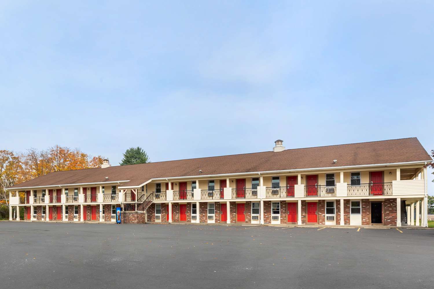Econo Lodge Sturbridge Route 20 2/49