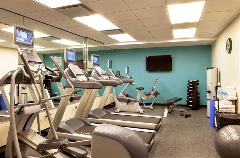 Holiday Inn Express Manhattan Times Square South 14/19
