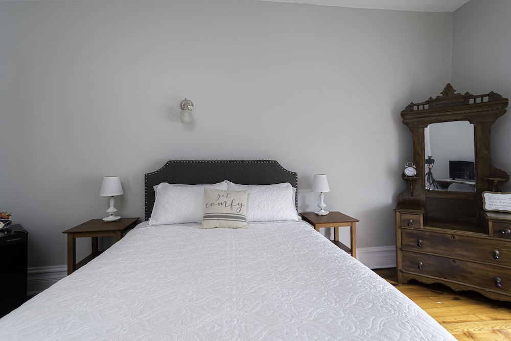 Hatch House Bed & Breakfast 14/38