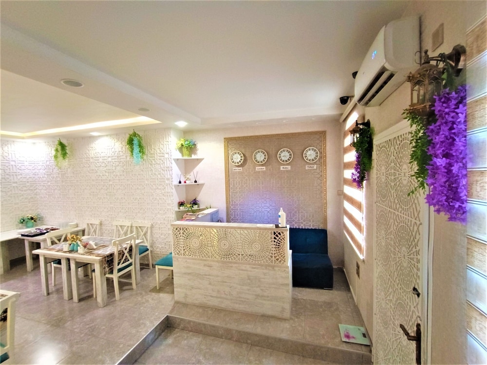 Lobby at Sands Of The Time Apart Hotel, BAKU