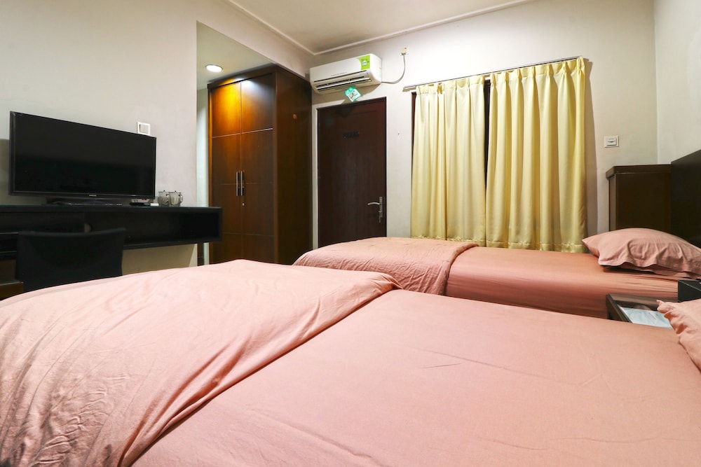 Deluxe, Twin Beds