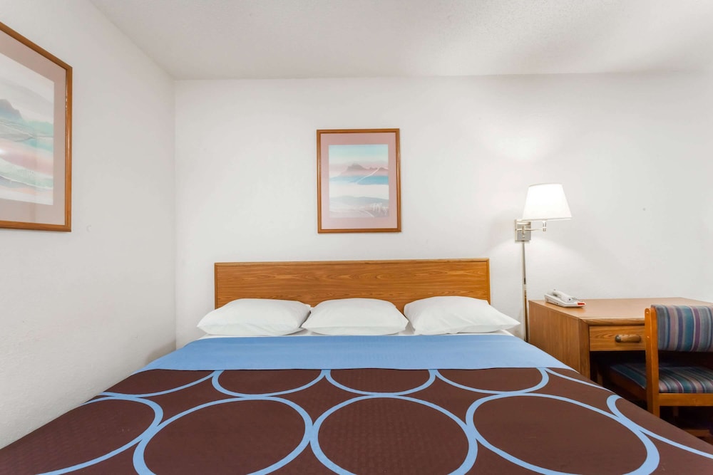 Standard, King Bed